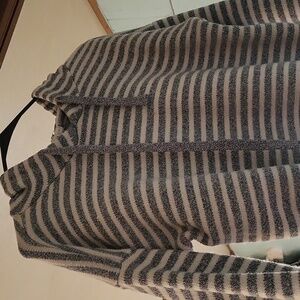 Main Strip crop hoodie Sz medium striped soft thick